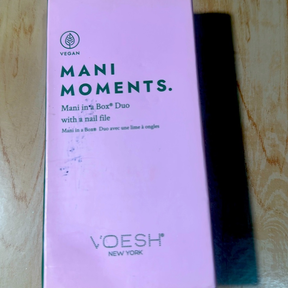 Voesh New York Mani moments